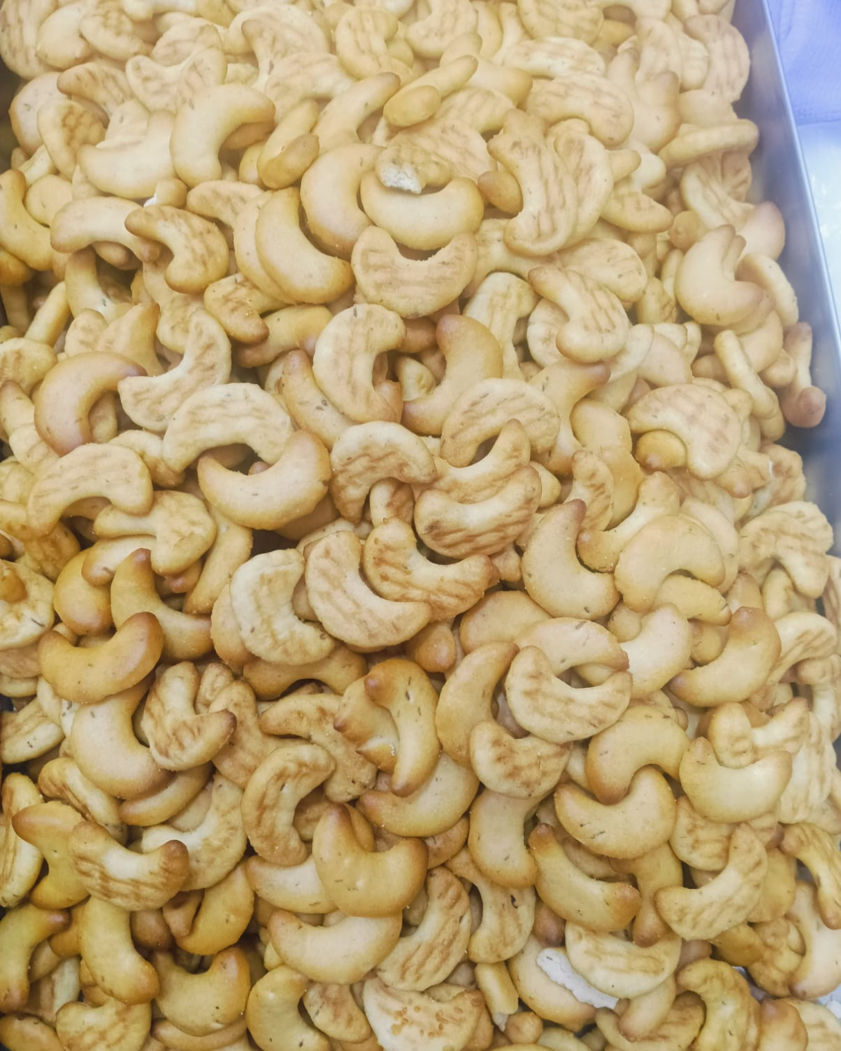 Homemade Cashew Bucket by Vennela’s Family Foods